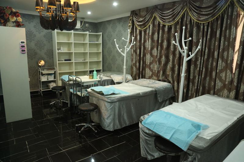 深圳阳光医疗美容医院改善发际线高专家团队与项目价格解析